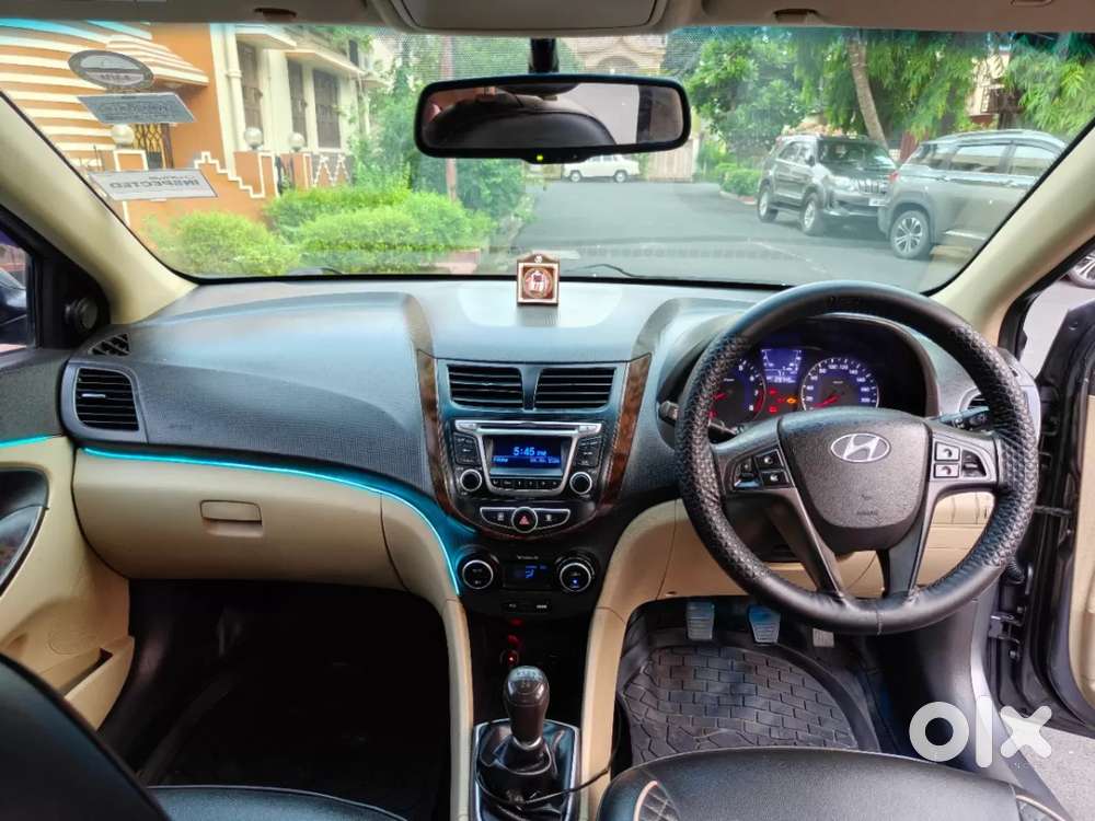 Hyundai Verna 1.6 Vtvt Sx, 2016, Petrol