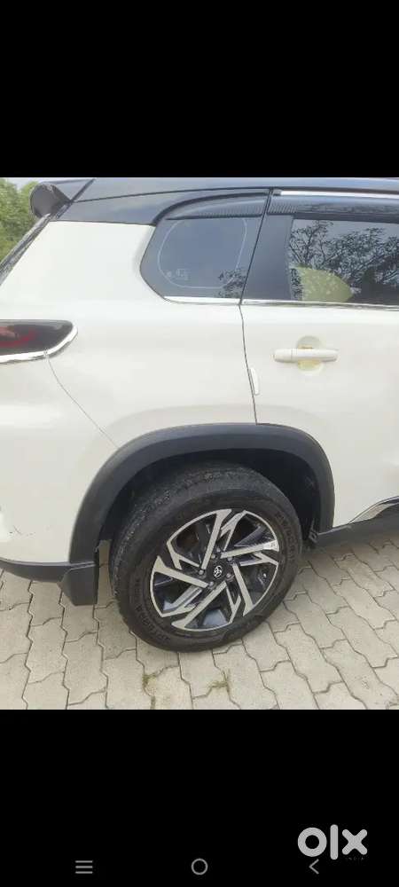 Toyota Urban Cruiser Hyryder 2024 December Petrol Well Maintained