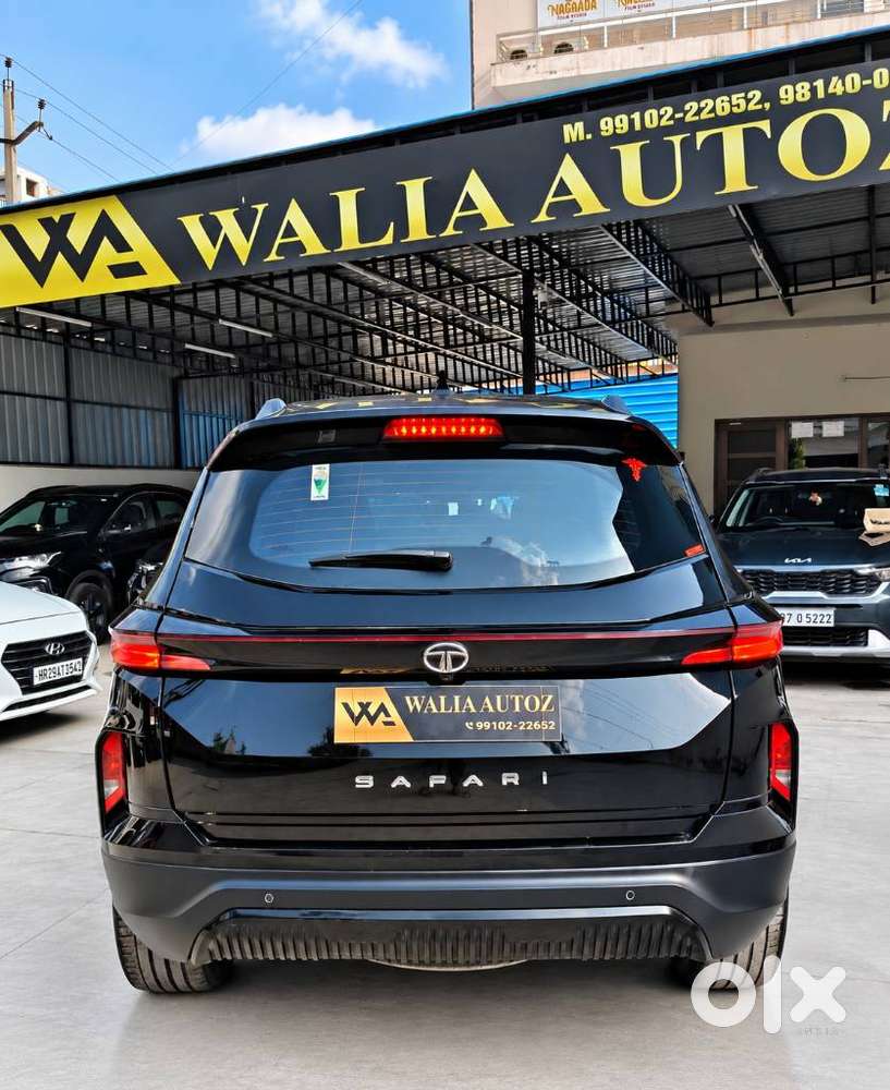 Tata Safari Accomplished Plus Dark Edition At, 2023, Diesel