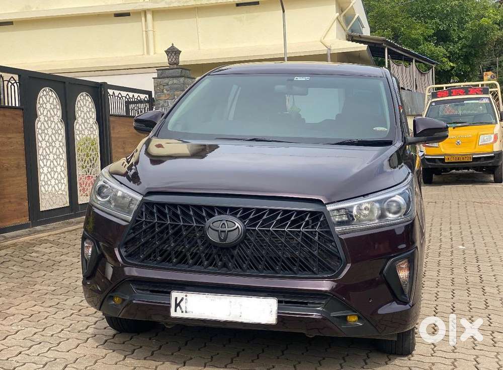 Toyota Innova Crysta 2022