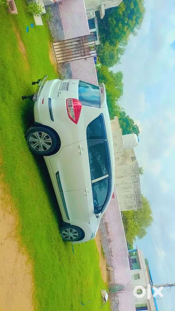 Ertiga Vdi Gadi H 2013model Sandar Condisan Me Enjan Company Sil H