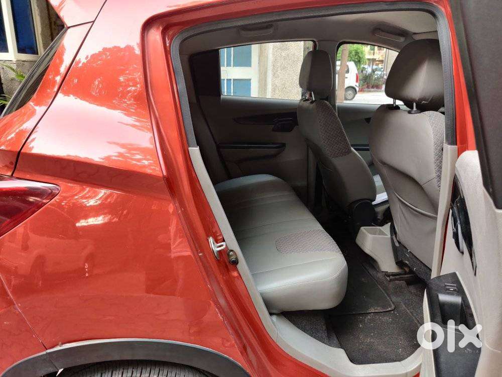 Mahindra Kuv 100 Mahindra-kuv-100-g80-k4-plus-5str, 2016, Cng & Hybr..