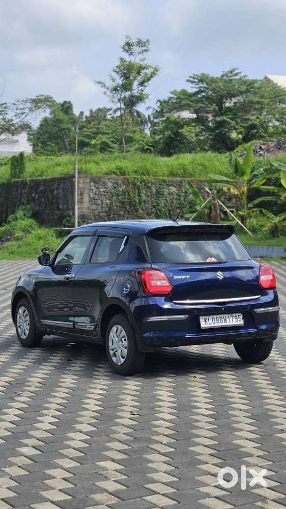 Maruti Suzuki Swift Lxi Option, 2020, Petrol