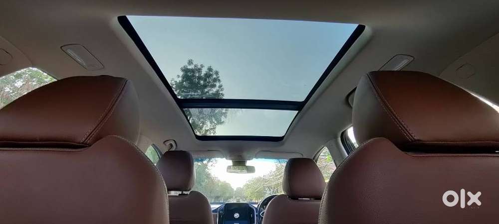 Mg Hector Plus Sharp Pro 1.5 Turbo Petrol Cvt 6 Str, 2022, Petrol