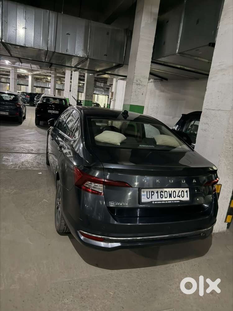 Skoda Slavia Petrol 2023