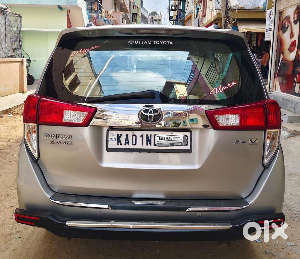 Toyota Innova Crysta 2.4 V 7 Str, 2017, Diesel