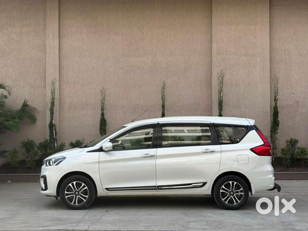 Maruti Suzuki Ertiga 2023 Petrol 73000 Km Driven