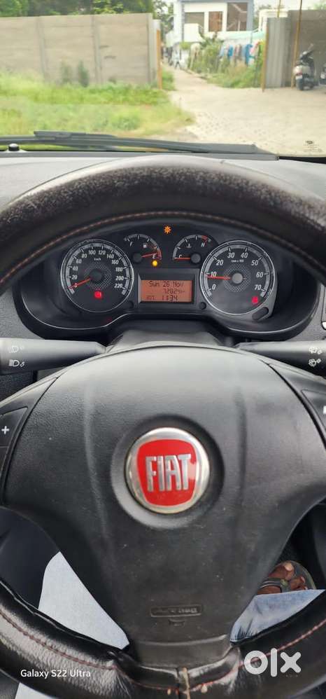 Fiat Grande Punto 2009-2013 1.3 Emotion Pack 90hp (diesel), 2013, Di..