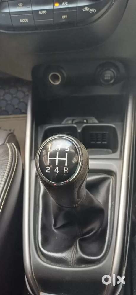 Maruti Suzuki Xl6 1.5 Alpha Mt, 2019, Petrol