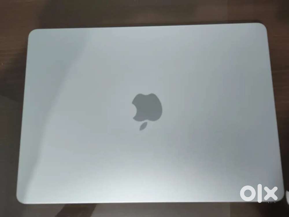 Apple 2025 MacBook Air (13-inch, Apple M4 chip with 10-core CPU and 8-