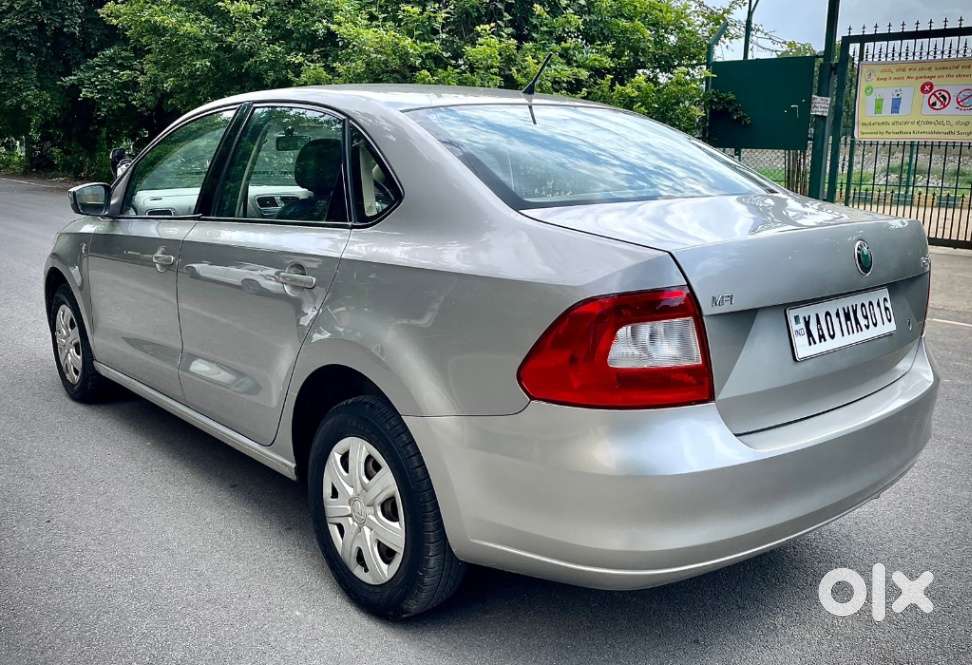 Skoda Rapid 1.6 MPI AT Ambition, 2014, Petrol