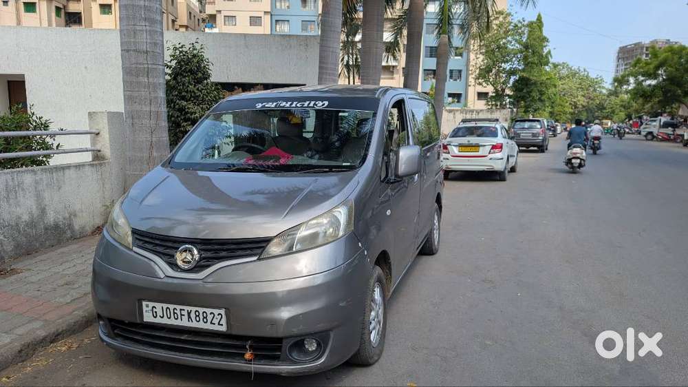 Evalia 7 Seater