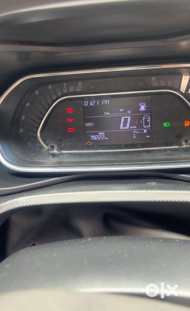 Tata Nexon Smart + With Sunroof Petrol 2024 Mt