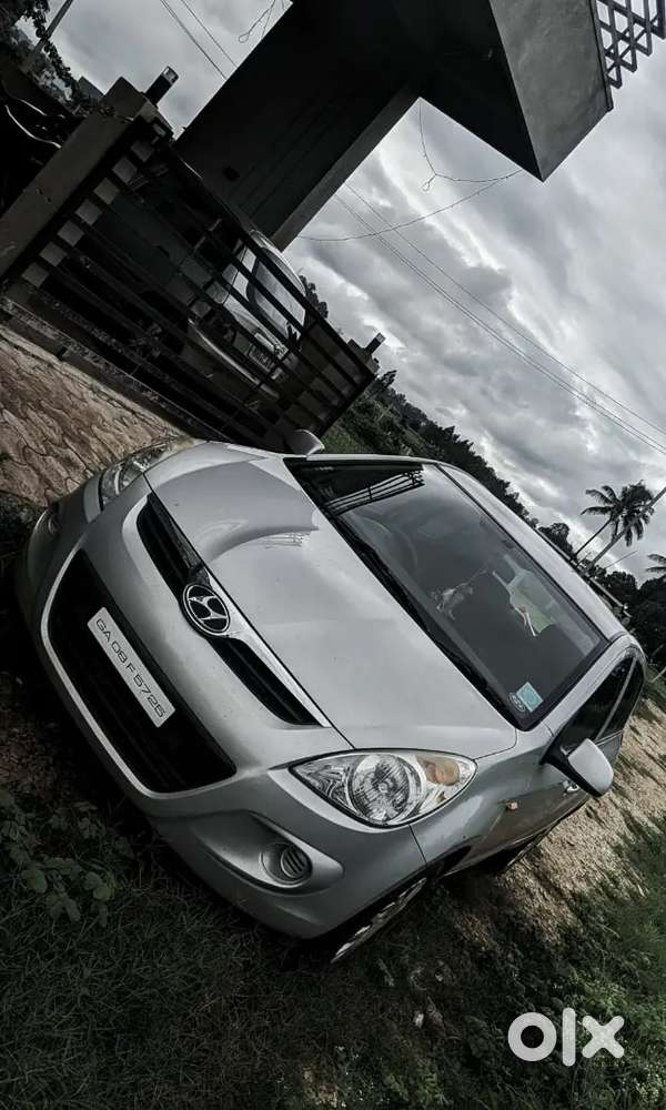 Hyundai New I20 2011 Petrol 70000 Km Driven