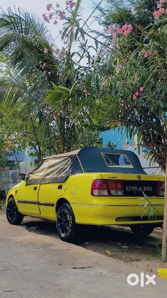 Maruti Suzuki Esteem 2001