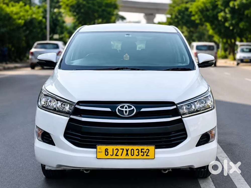 Toyota Innova Crysta [2020-ongoing] 2.4 Gx 8 Str, 2017, Diesel