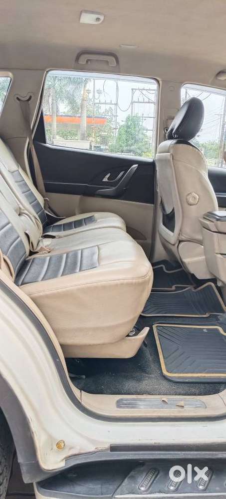 Mahindra Xuv500 W8, 2018, Diesel
