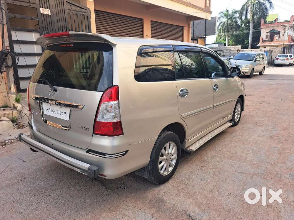 Toyota Innova 2.5 Ev 2012