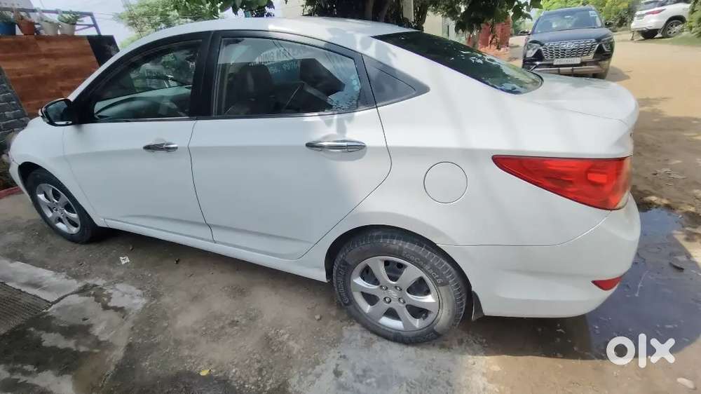 Hyundai Verna 1.6 Ex 2013