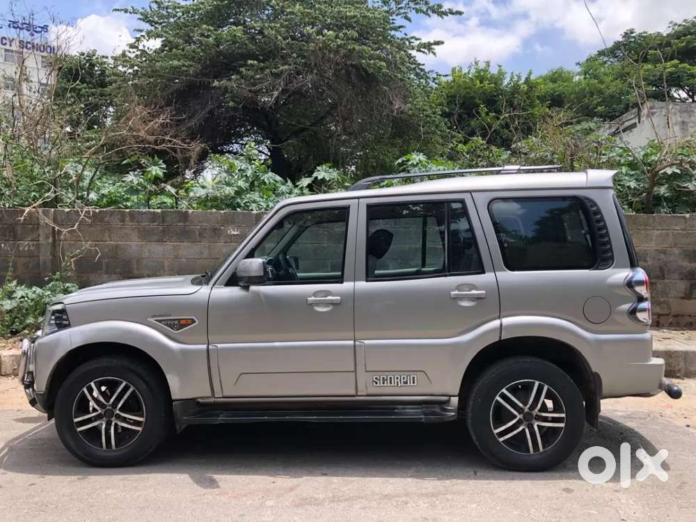 Mahindra Scorpio, 2015, Diesel