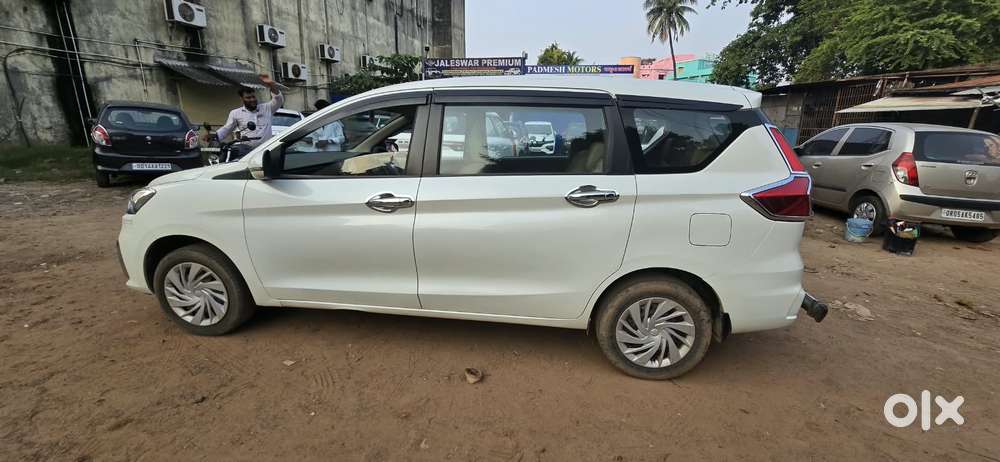 Maruti Suzuki Ertiga Vxi Cng, 2022, Cng & Hybrids