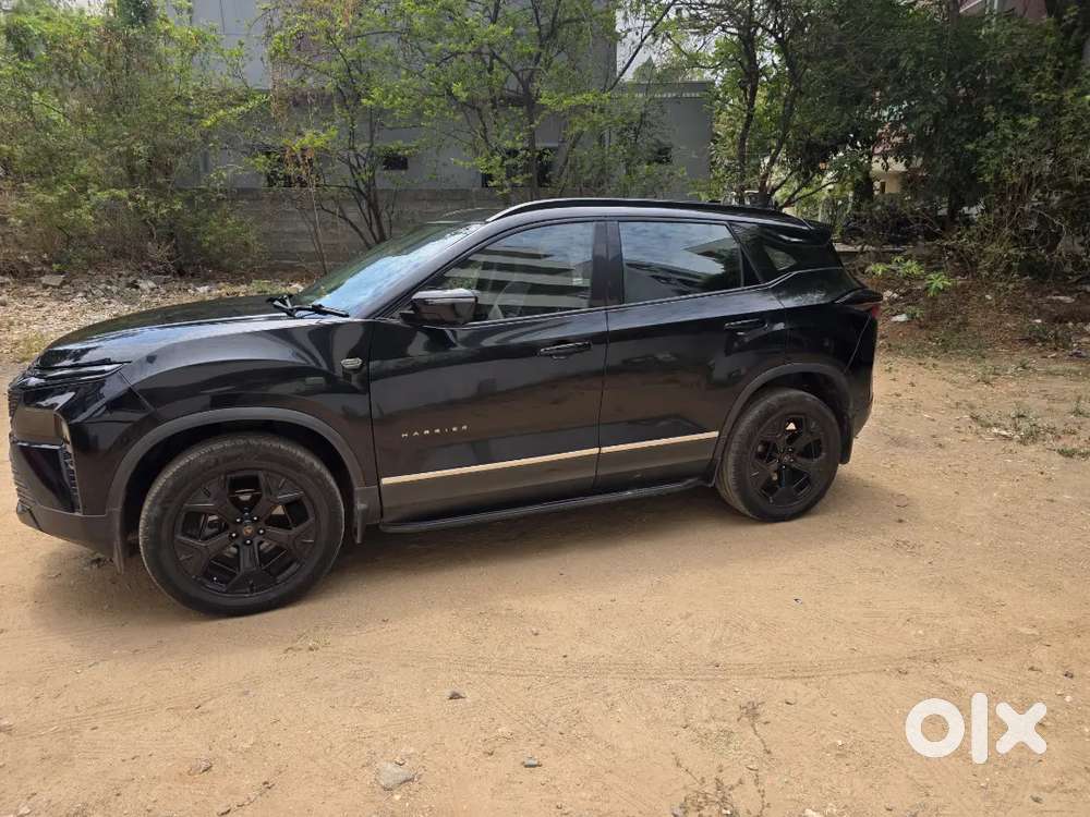 Tata Harrier Top End Fearless Dark Edition