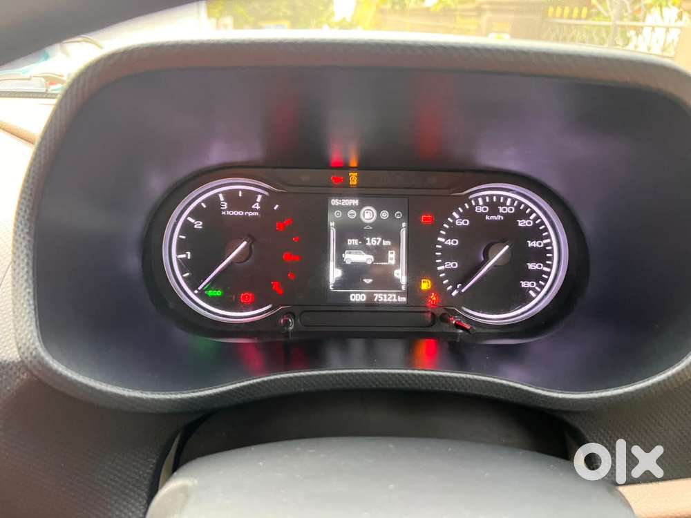 Mahindra Bolero Neo N8, 2023, Diesel