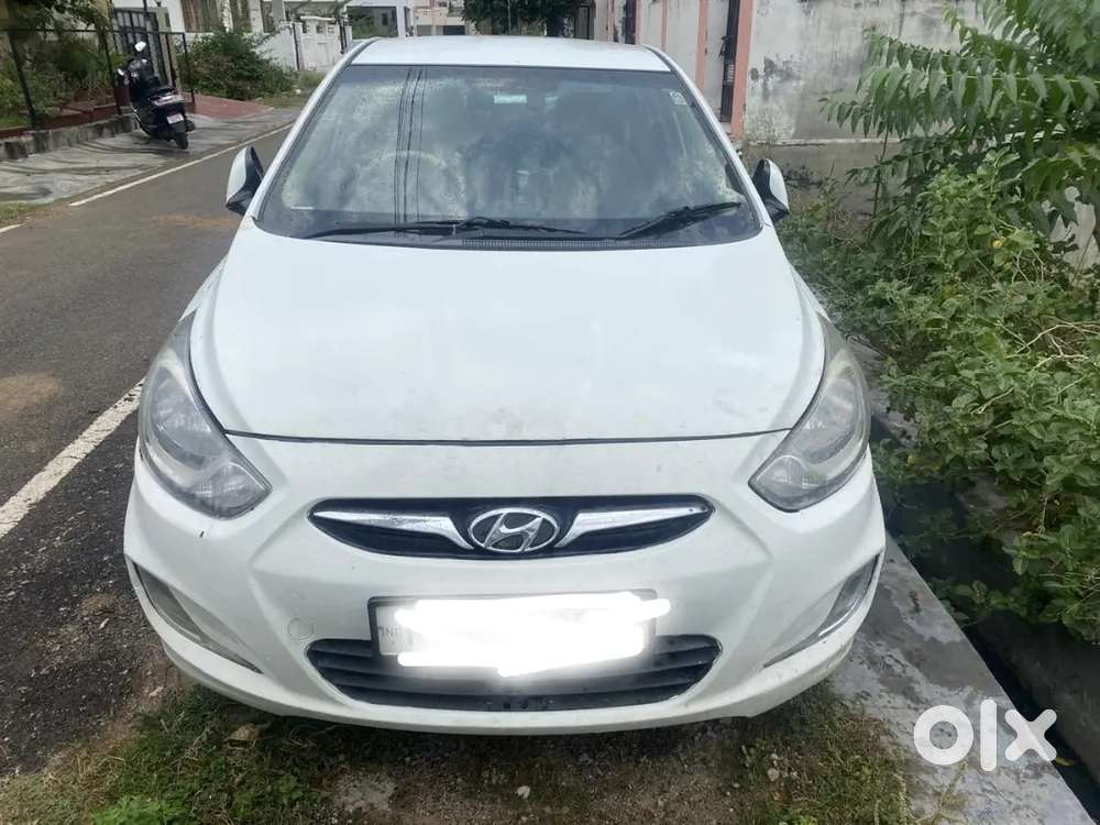 Hyundai Verna 1.6 Crdi 2011