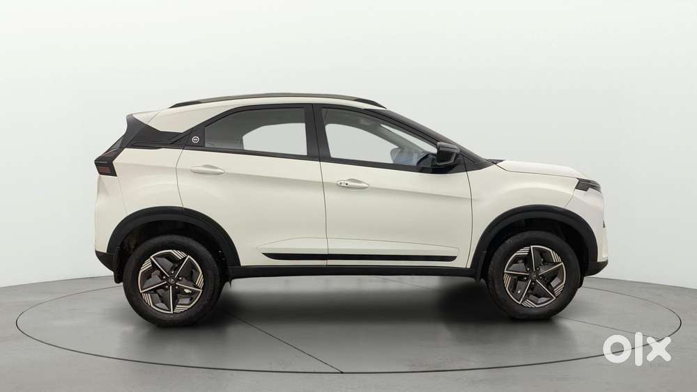 Tata Nexon Creative 1.2 Revotron Petrol 6 Mt, 2024, Petrol