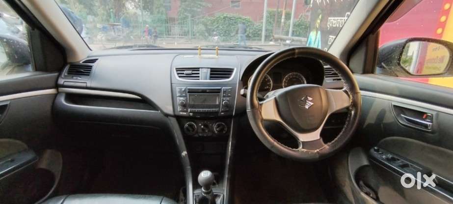 Maruti Suzuki Swift Vxi Optional, 2017, Petrol