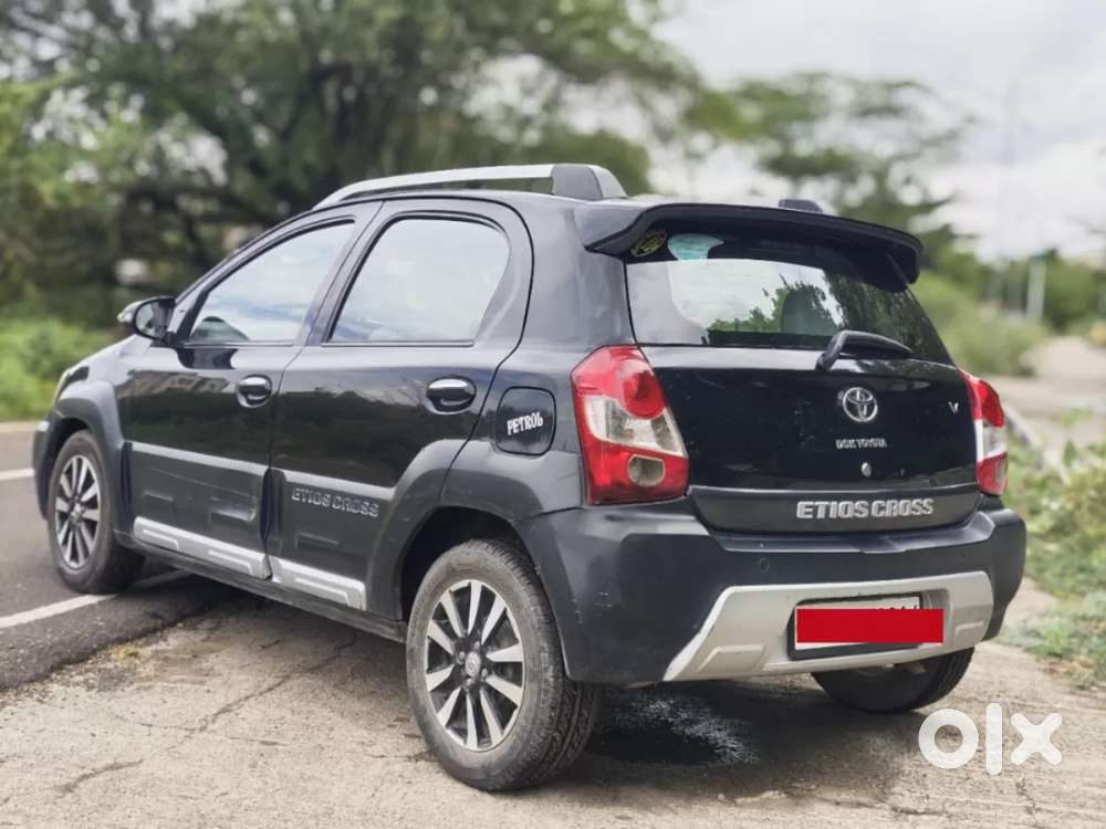 Toyota Etios Cross 1.5l V, 2015, Petrol