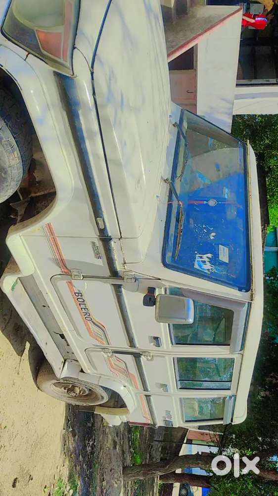 Mahindra Bolero 2013 Diesel 110000 Km Driven Well Maintained Urgent He