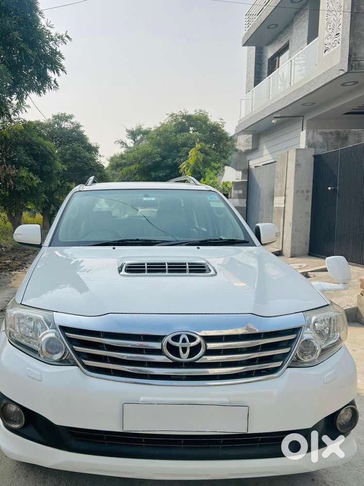 Toyota Fortuner 2013 Diesel Well Maintained