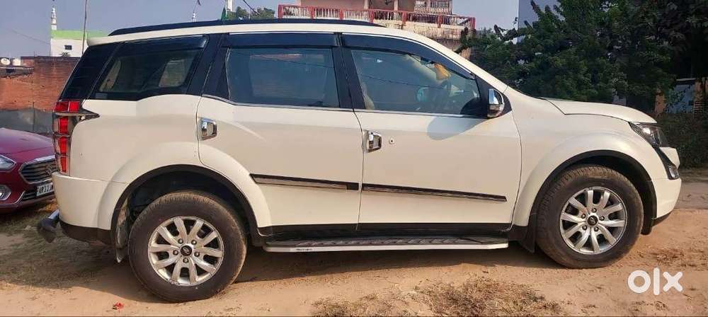 Mahindra Xuv500 W10 2016 Diesel Well Maintained
