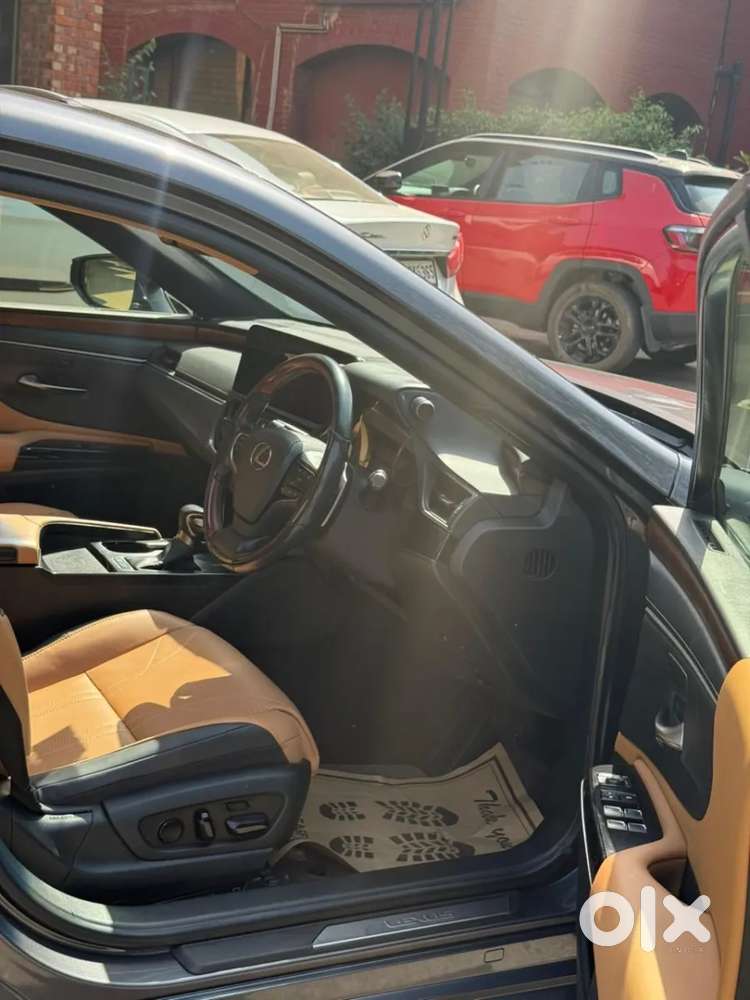 Lexus Es, 2023, Petrol