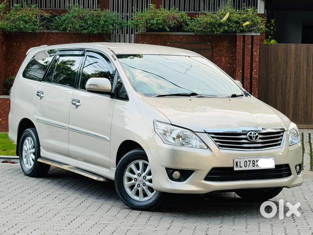 Toyota Innova [ ] 2.5 V Diesel 7 Str, 2013, Diesel