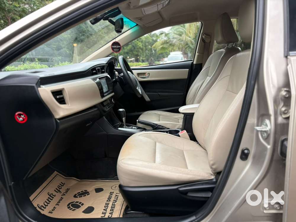 Toyota Corolla Altis, 2015, Petrol