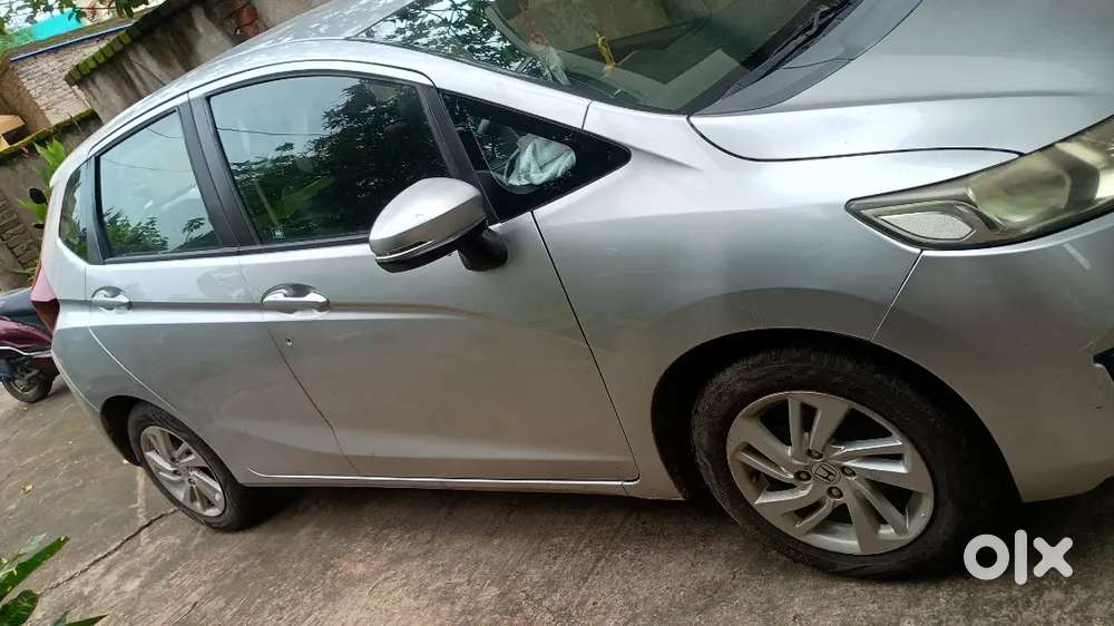 Honda Jazz V Mt Privilege 2016