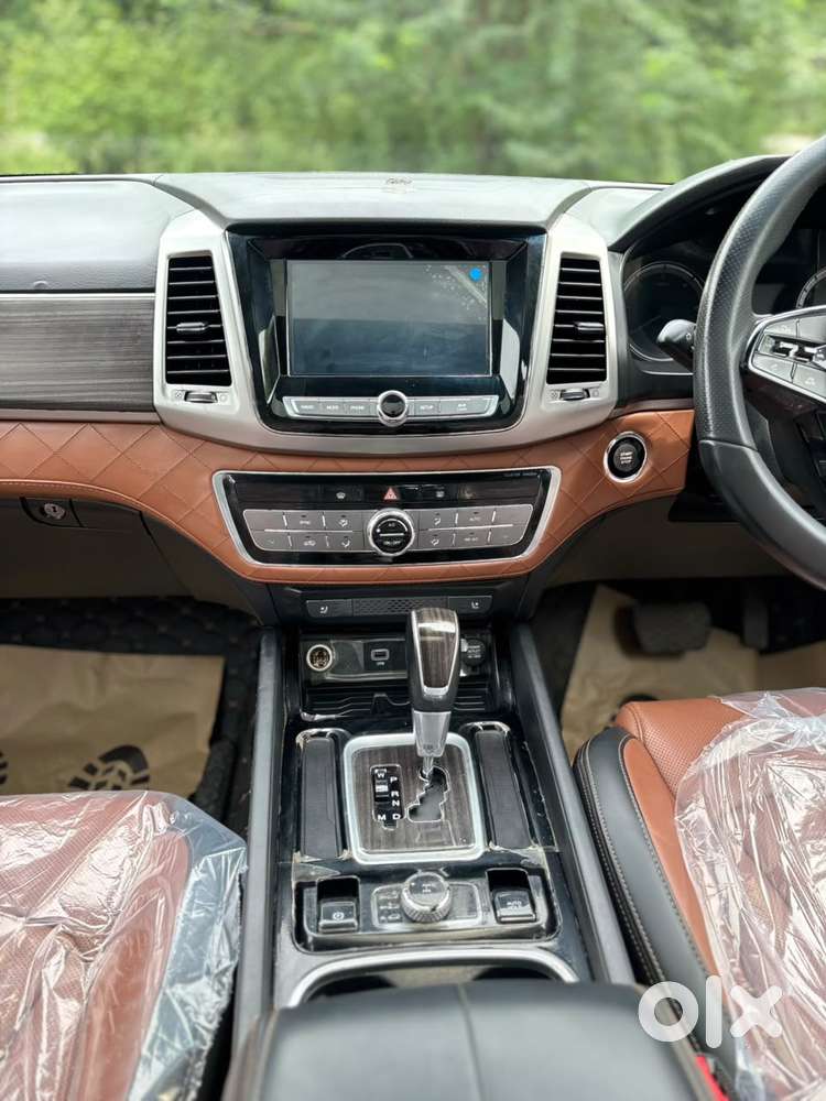 Mahindra Alturas G4 4wd At, 2020, Diesel