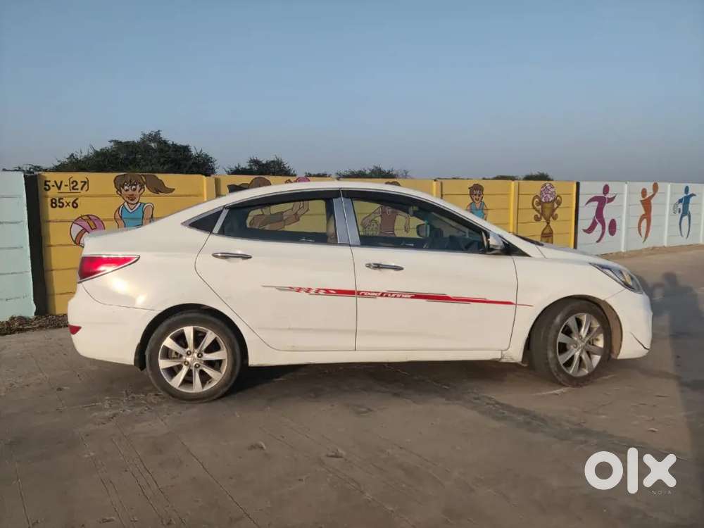 Hyundai Verna 2012 Diesel 150000 Km Driven