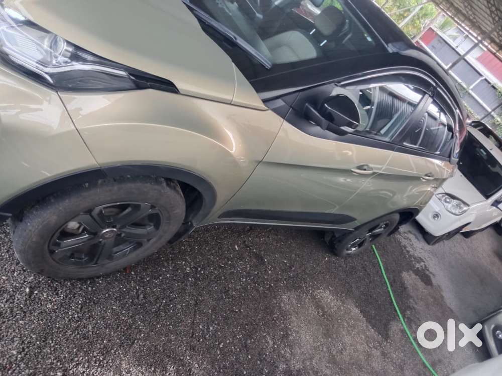 Tata Nexon Amt Xza Plus, 2022, Petrol
