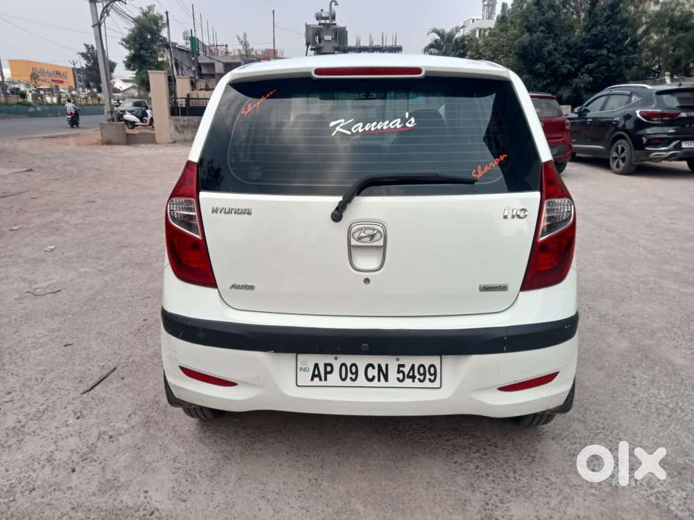 Hyundai I10 Sportz At, 2012, Petrol