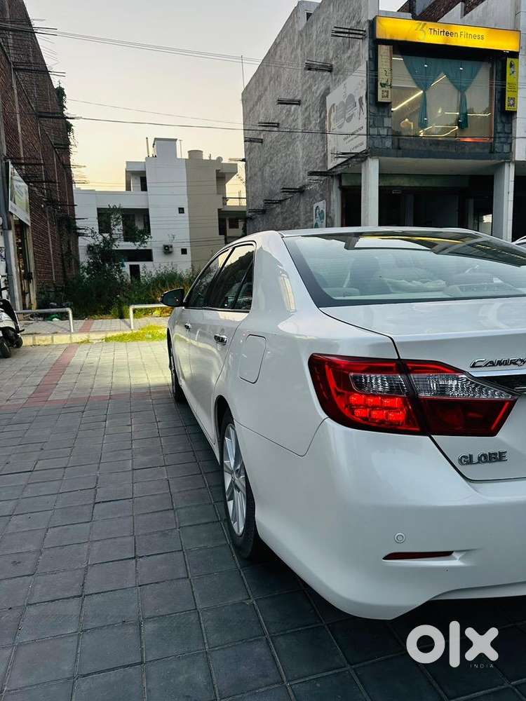 Toyota Hybrid Automatic 2013