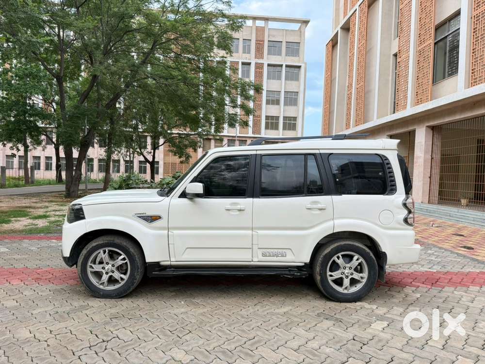 Scorpio S10