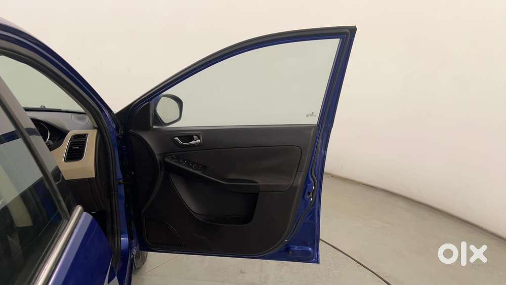 Tata Zest Revotron 1.2 Xt, 2015, Petrol