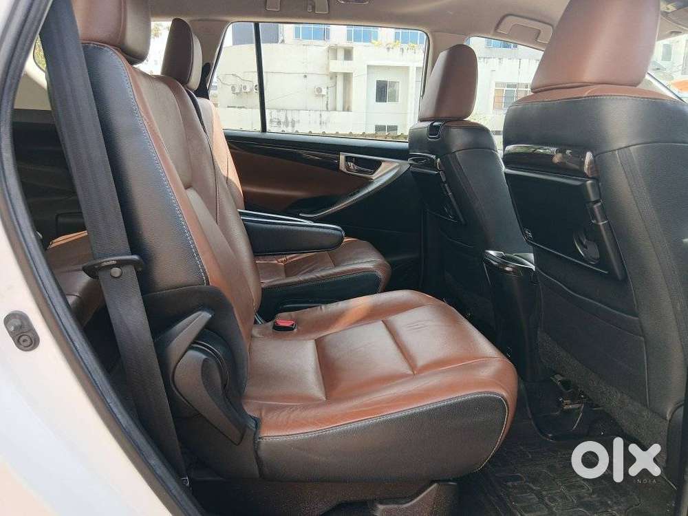 Toyota Innova Crysta 2.8z Automatic, 2018, Diesel