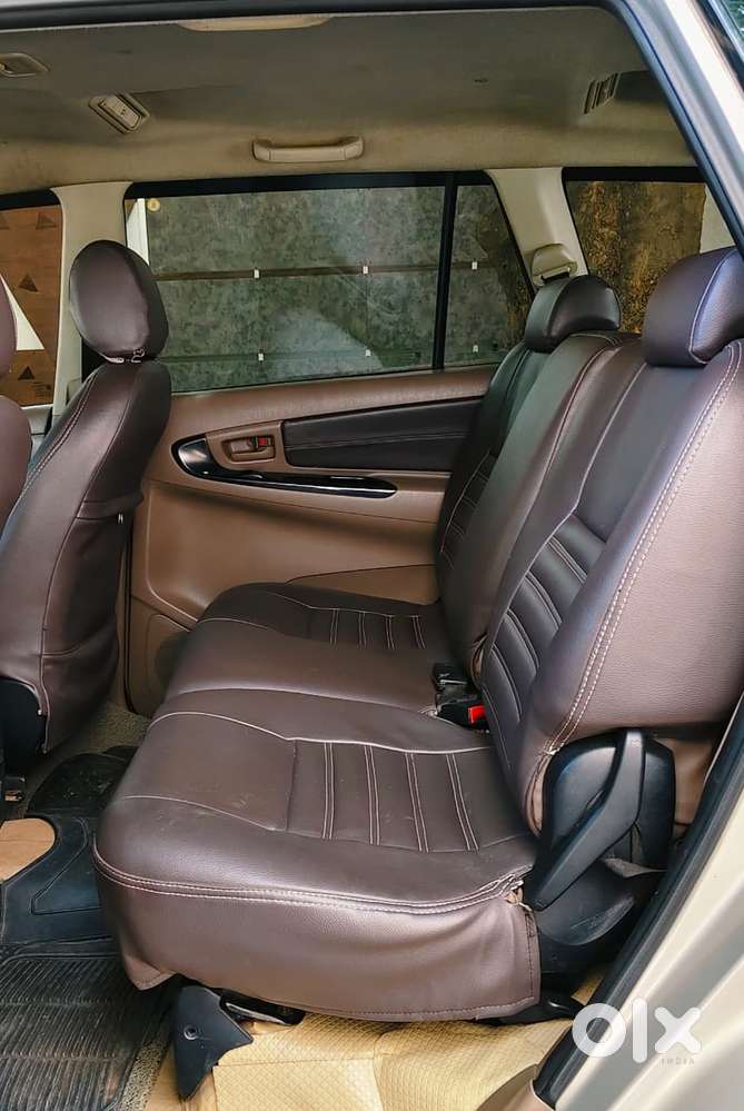 Toyota Innova 2.5 G (diesel) 8 Seater, 2015, Diesel
