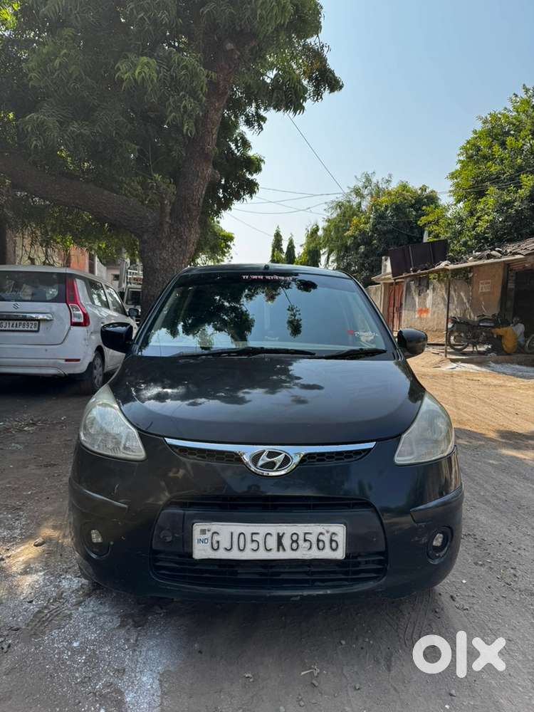 Old Is Gold I10 Magna Black