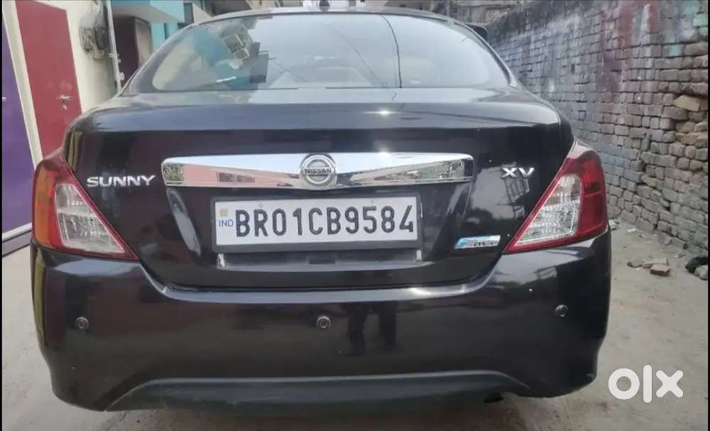 Nissan Sunny 2014 Diesel 150000 Km Driven