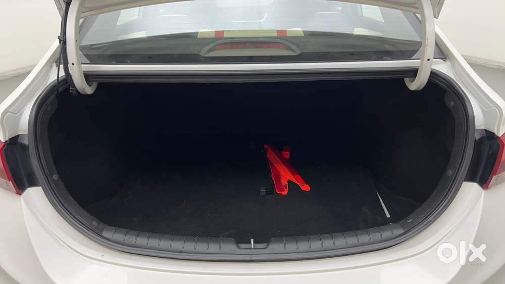 Hyundai Verna [ ] Fluidic 4s 1.6 Crdi Sx (o) At, 2019, Petrol